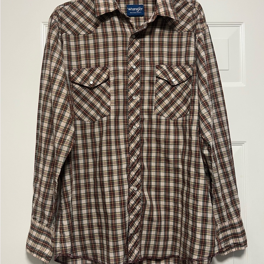Vintage Wrangler Red Plaid Casual Button Down Shirt Mother of Pearl Snap Buttons